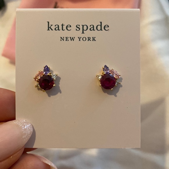 Elegant kate spade Earrings with cloth gift bag. - Picture 4 of 5